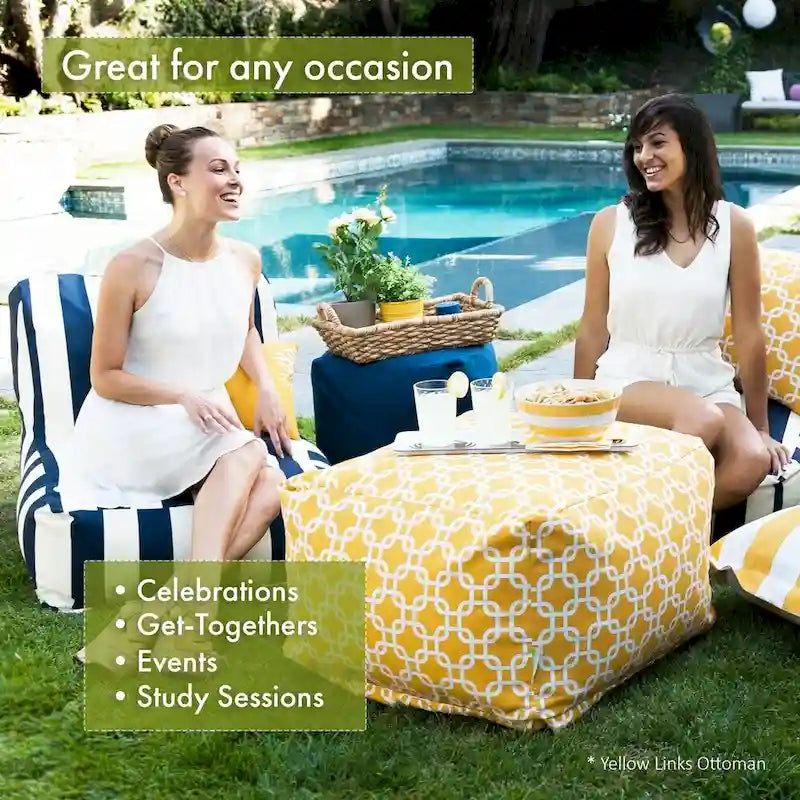 Stationary Loveseat with Rolled Arms & Accent Pillows